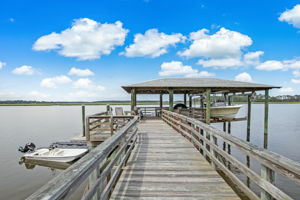 Dock