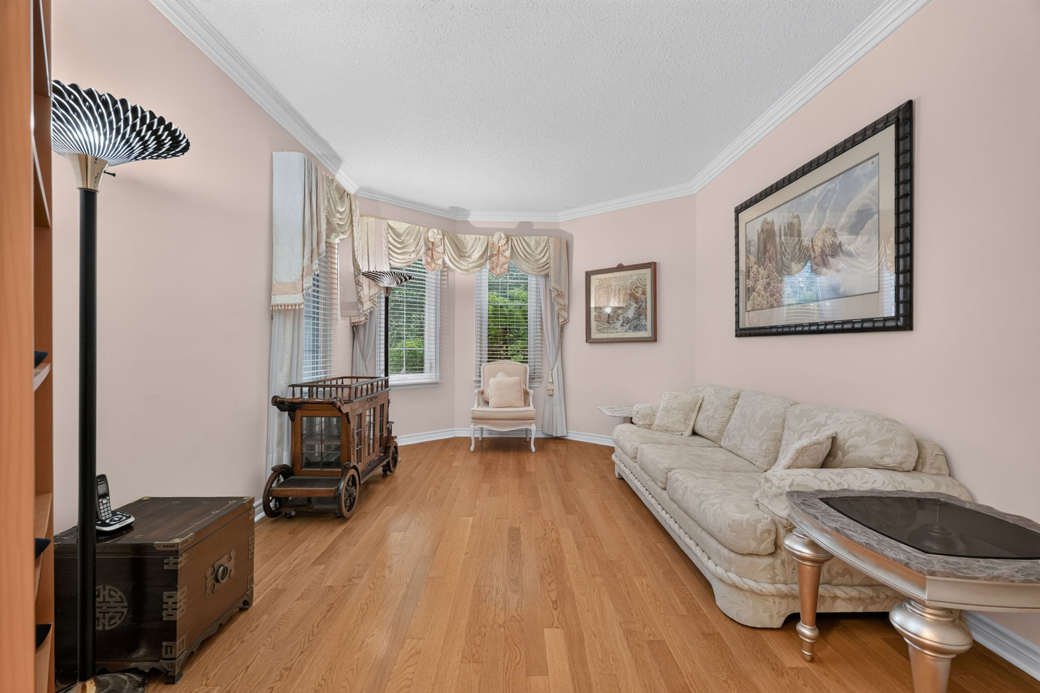 50 Oakhurst Dr Vaughan, ON L4J 7V3