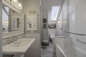  Photo 40