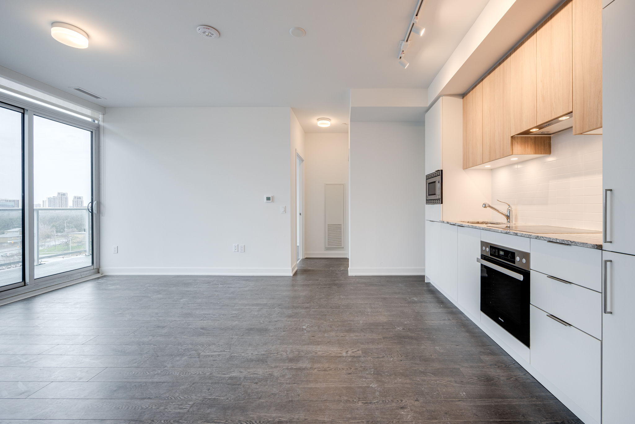Toronto property showcase — delivered property photograph 5