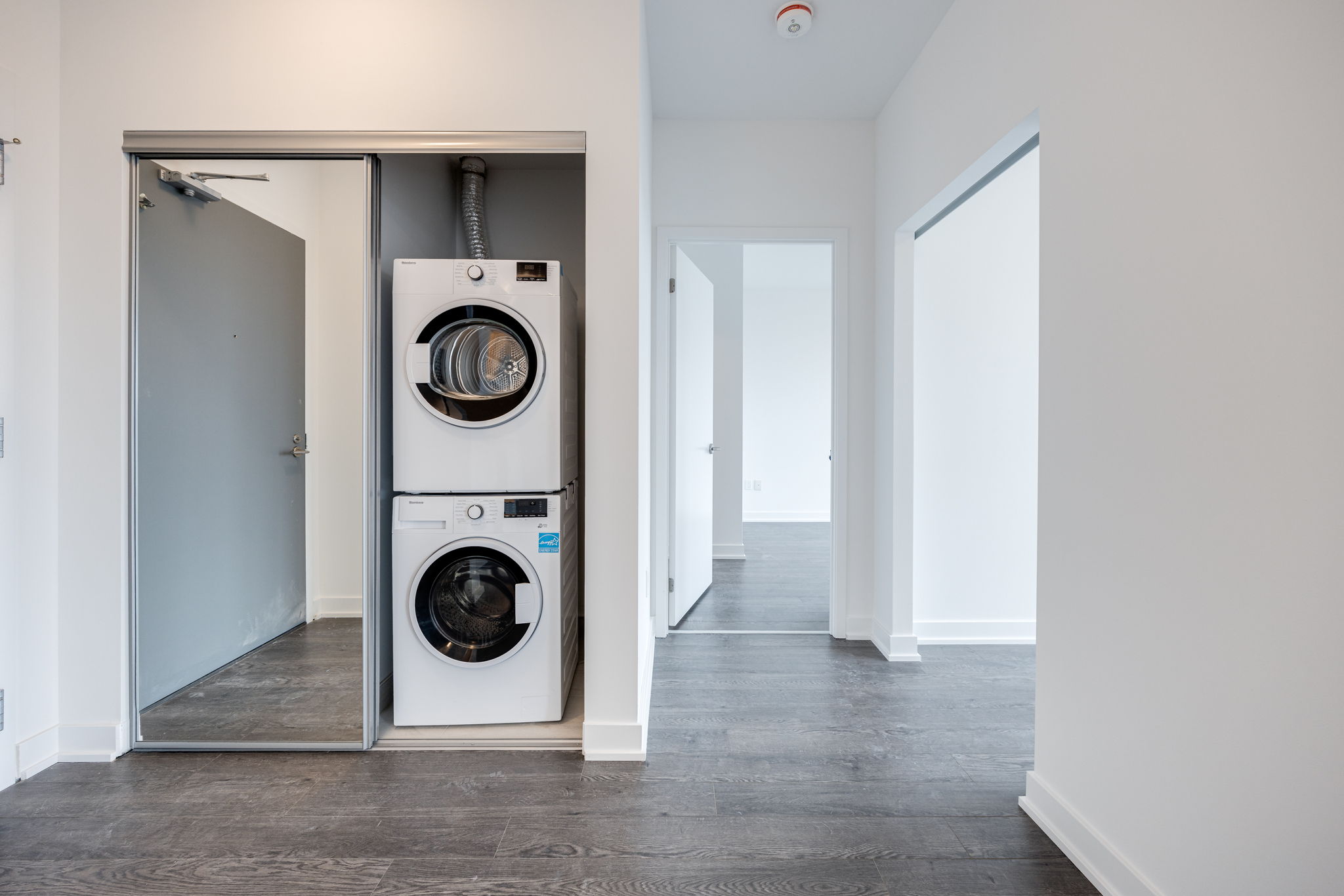 Toronto property showcase — delivered property photograph 8
