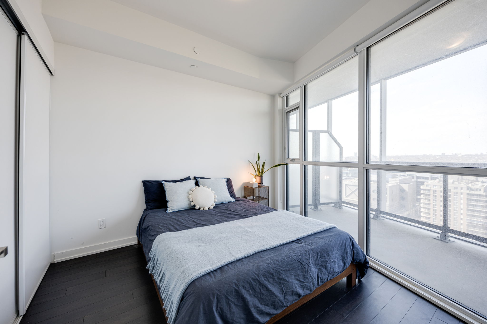 Toronto property showcase — delivered property photograph 13