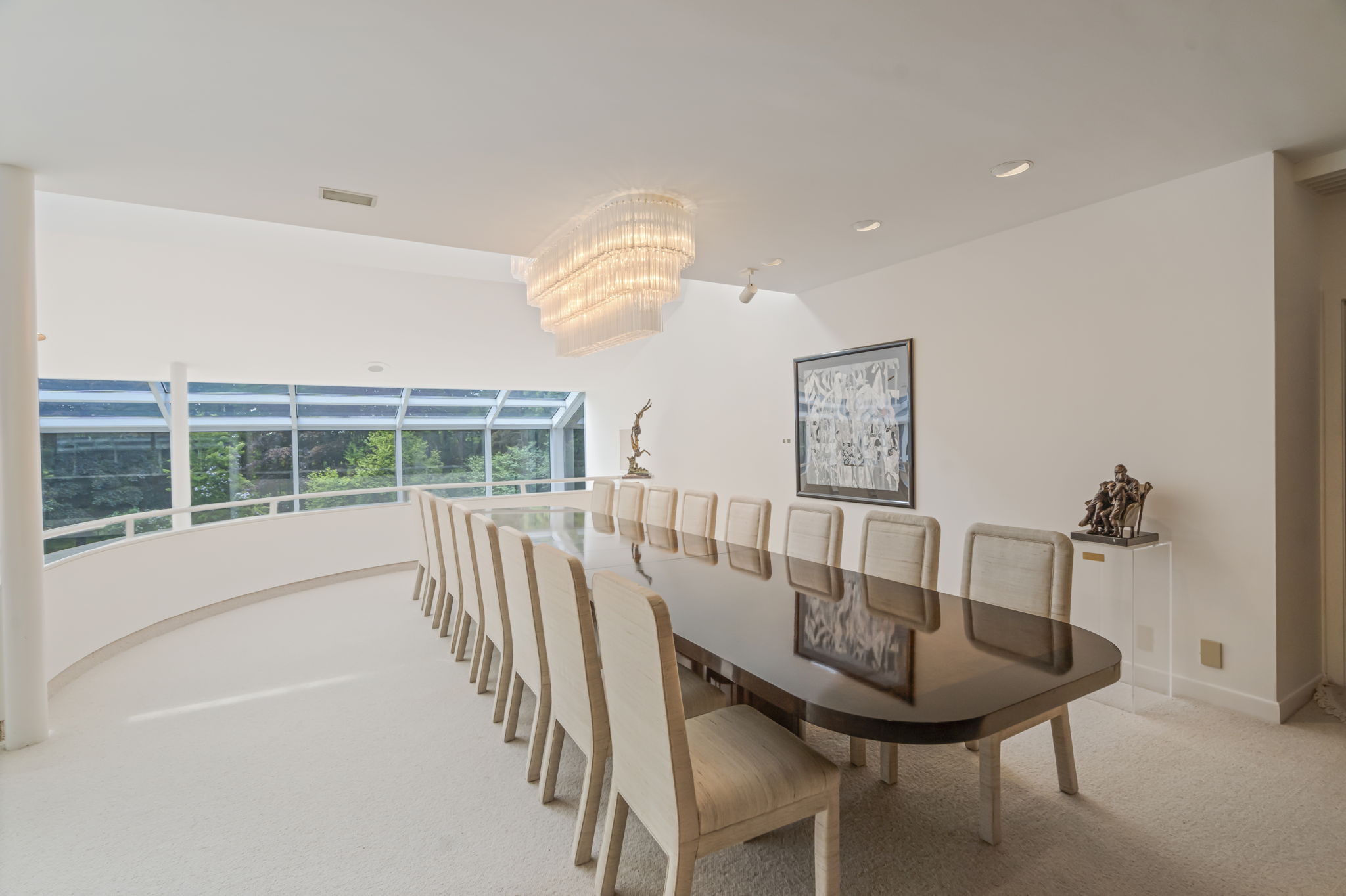 50 Park Ln Cir Toronto, ON M3C 2N2