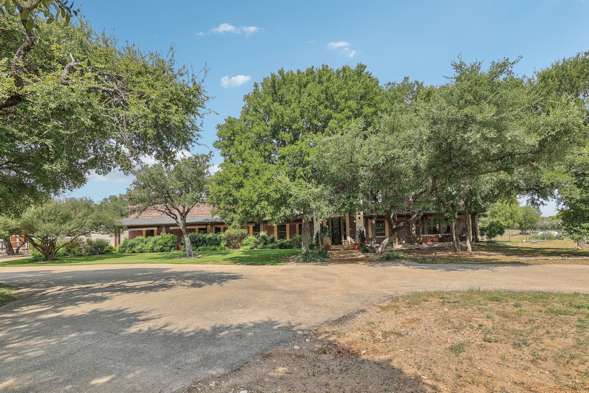 Ranch to Market Rd 1869-005.jpg