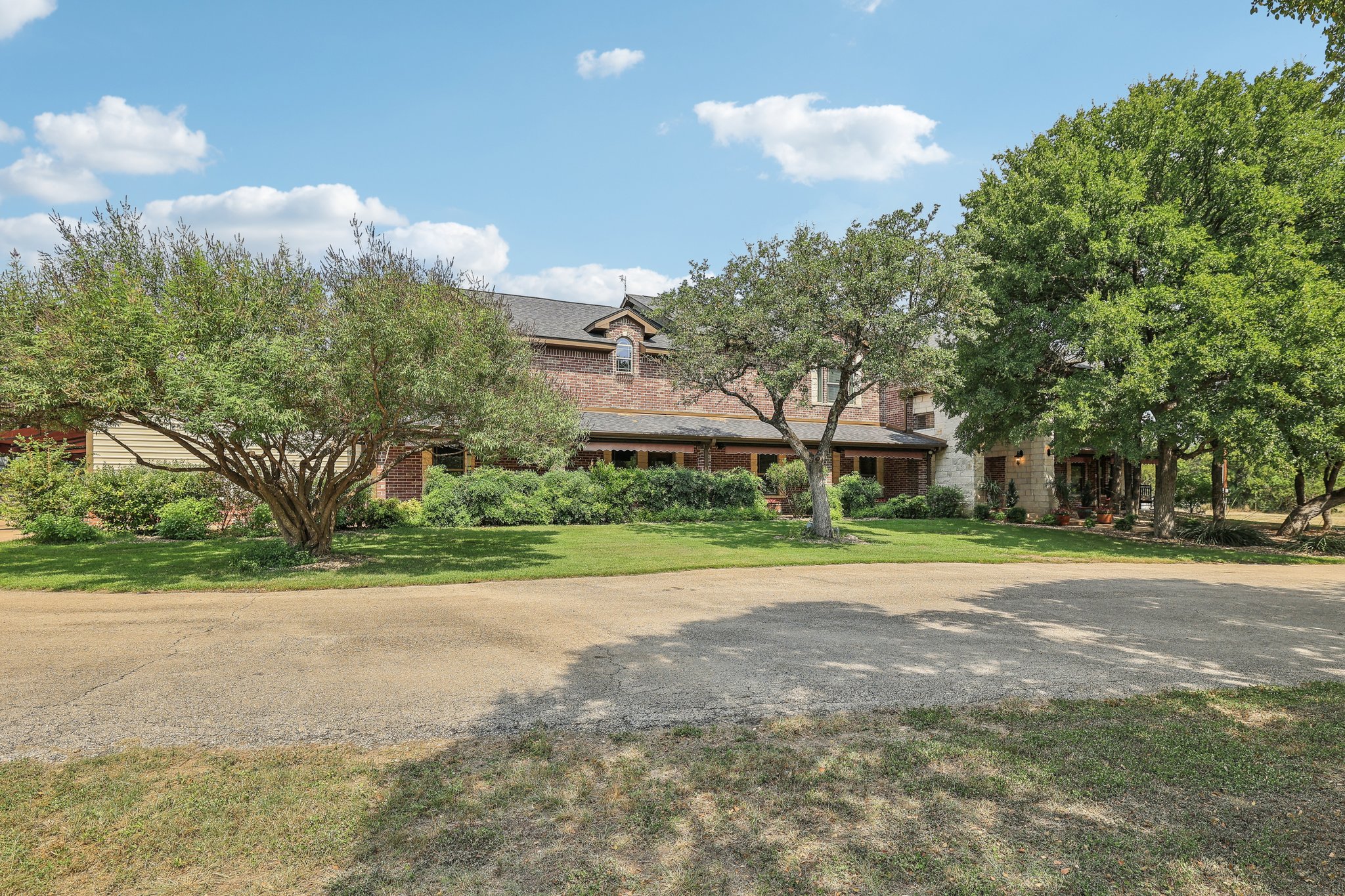 Ranch to Market Rd 1869-006.jpg