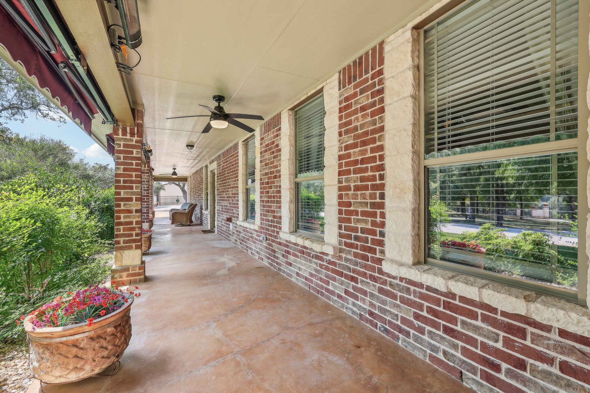 Ranch to Market Rd 1869-011.jpg