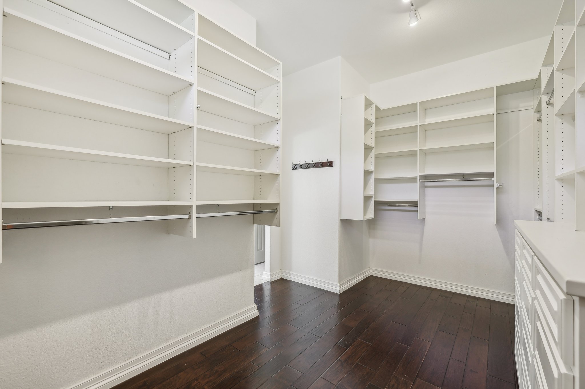 Ranch to Market Rd 1869-046.jpg