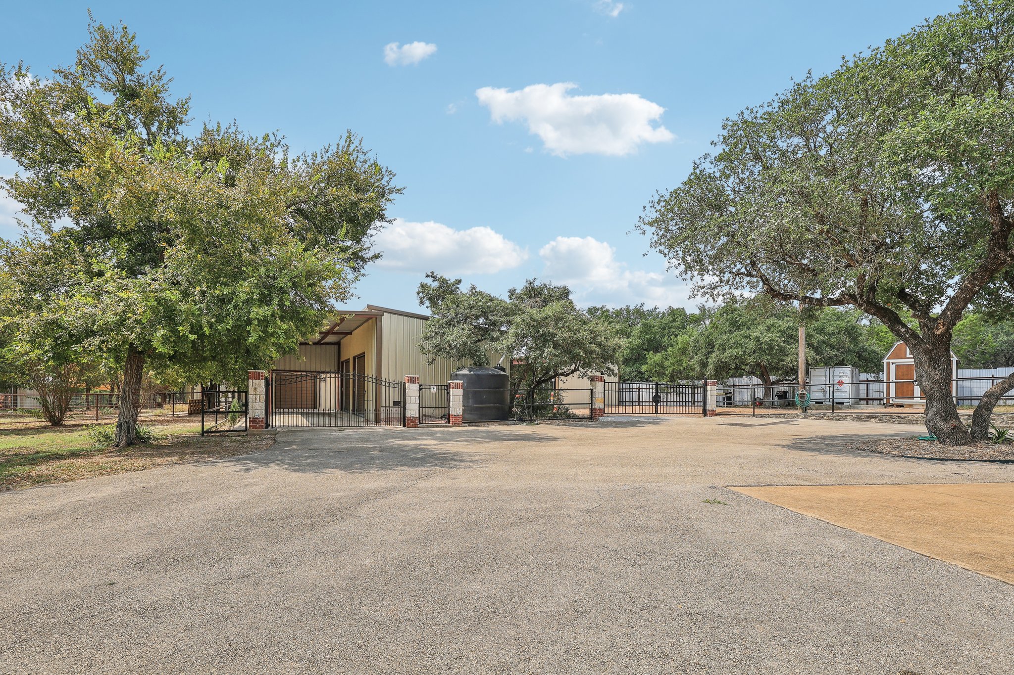 Ranch to Market Rd 1869-102.jpg