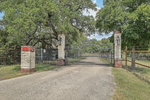 Ranch to Market Rd 1869-003.jpg