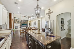 Ranch to Market Rd 1869-025.jpg