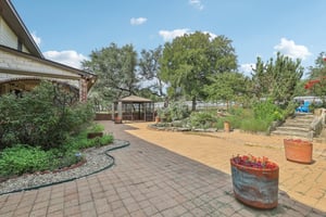 Ranch to Market Rd 1869-074.jpg