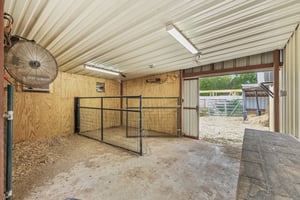 Ranch to Market Rd 1869-100.jpg