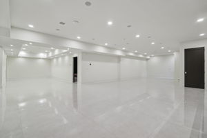 10 Foot Ceilings & Radiant Heat