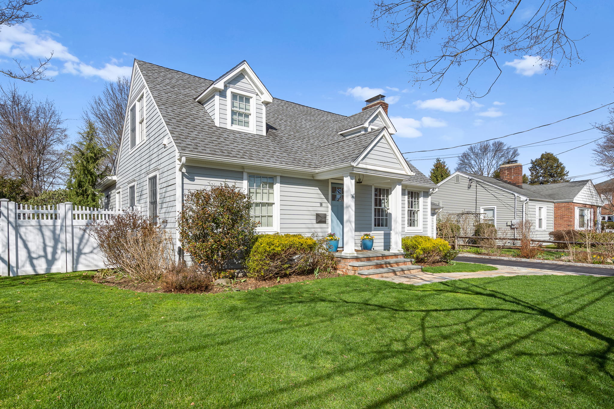 50 S 5th St, Locust Valley, NY 11560, USA Photo 3