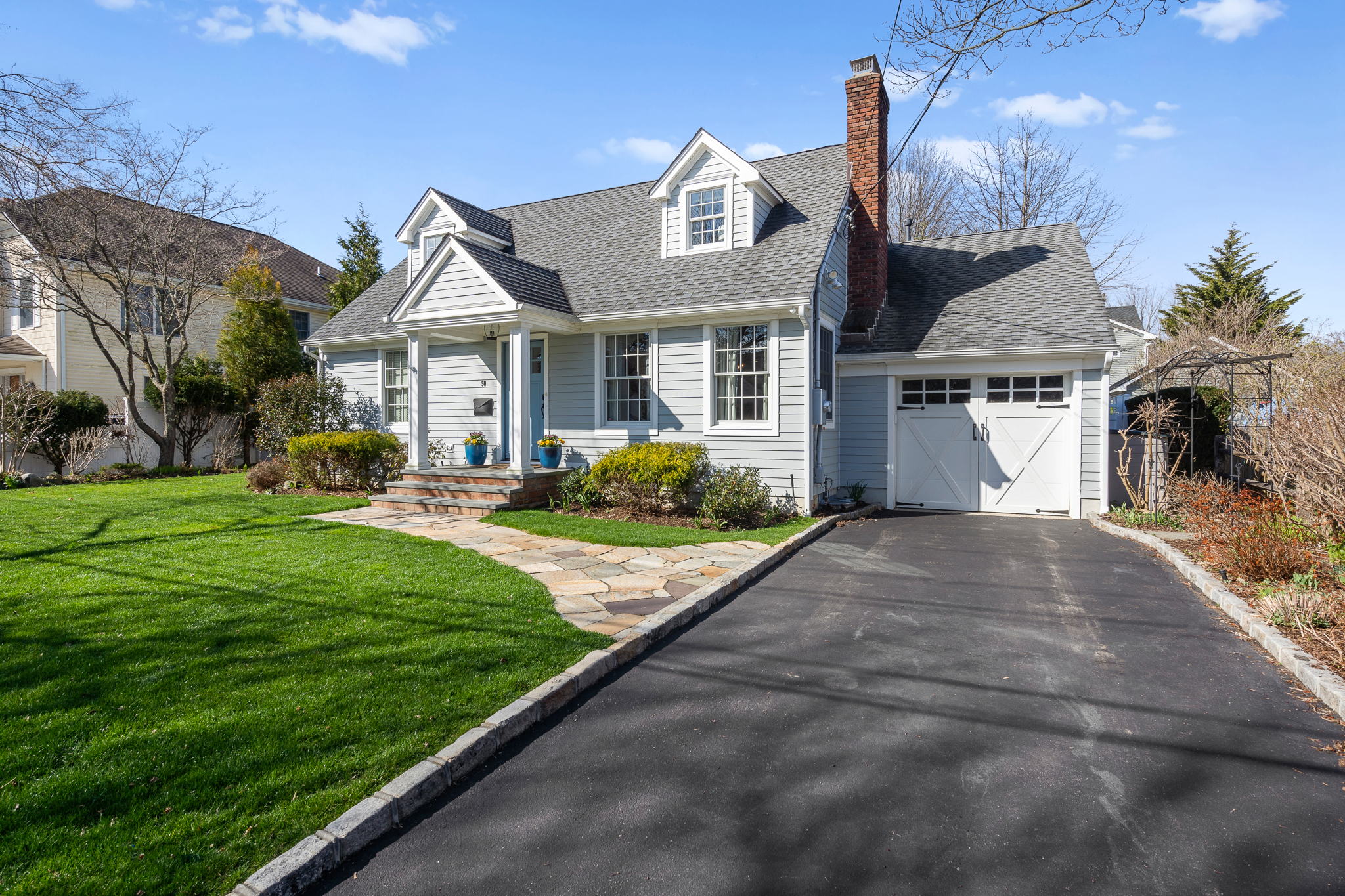 50 S 5th St, Locust Valley, NY 11560, USA Photo 2