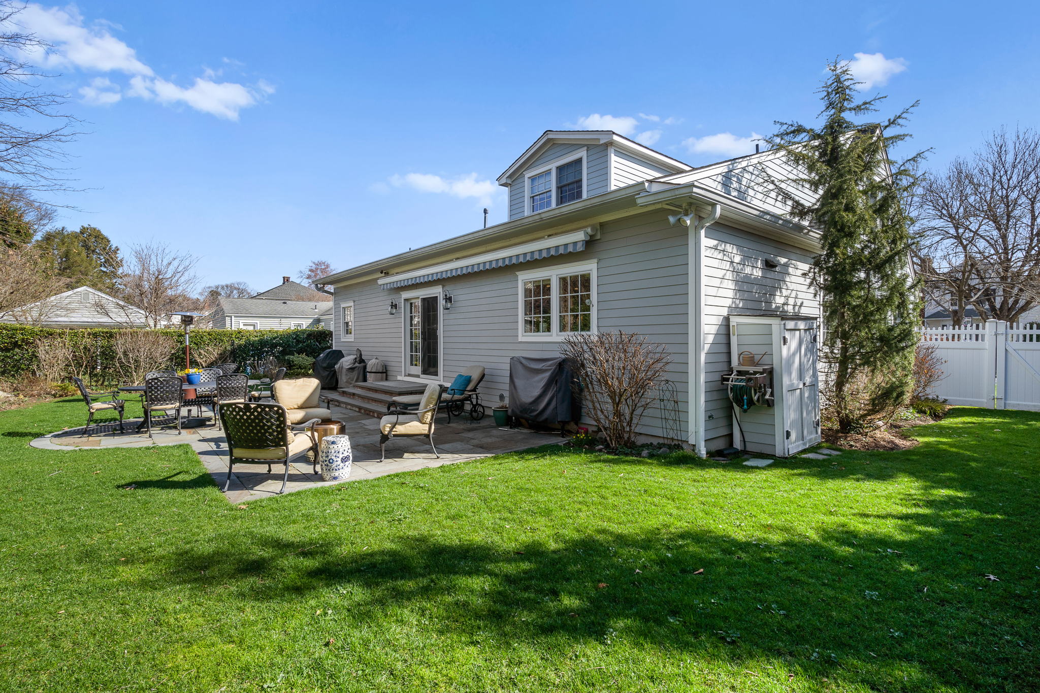 50 S 5th St, Locust Valley, NY 11560, USA Photo 26