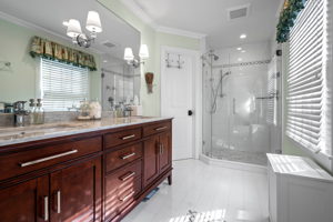 50 S 5th St, Locust Valley, NY 11560, USA Photo 5