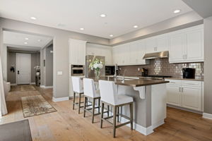 15 - Kitchen