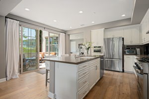 18 - Kitchen