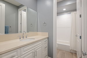 28 - Bathroom 3