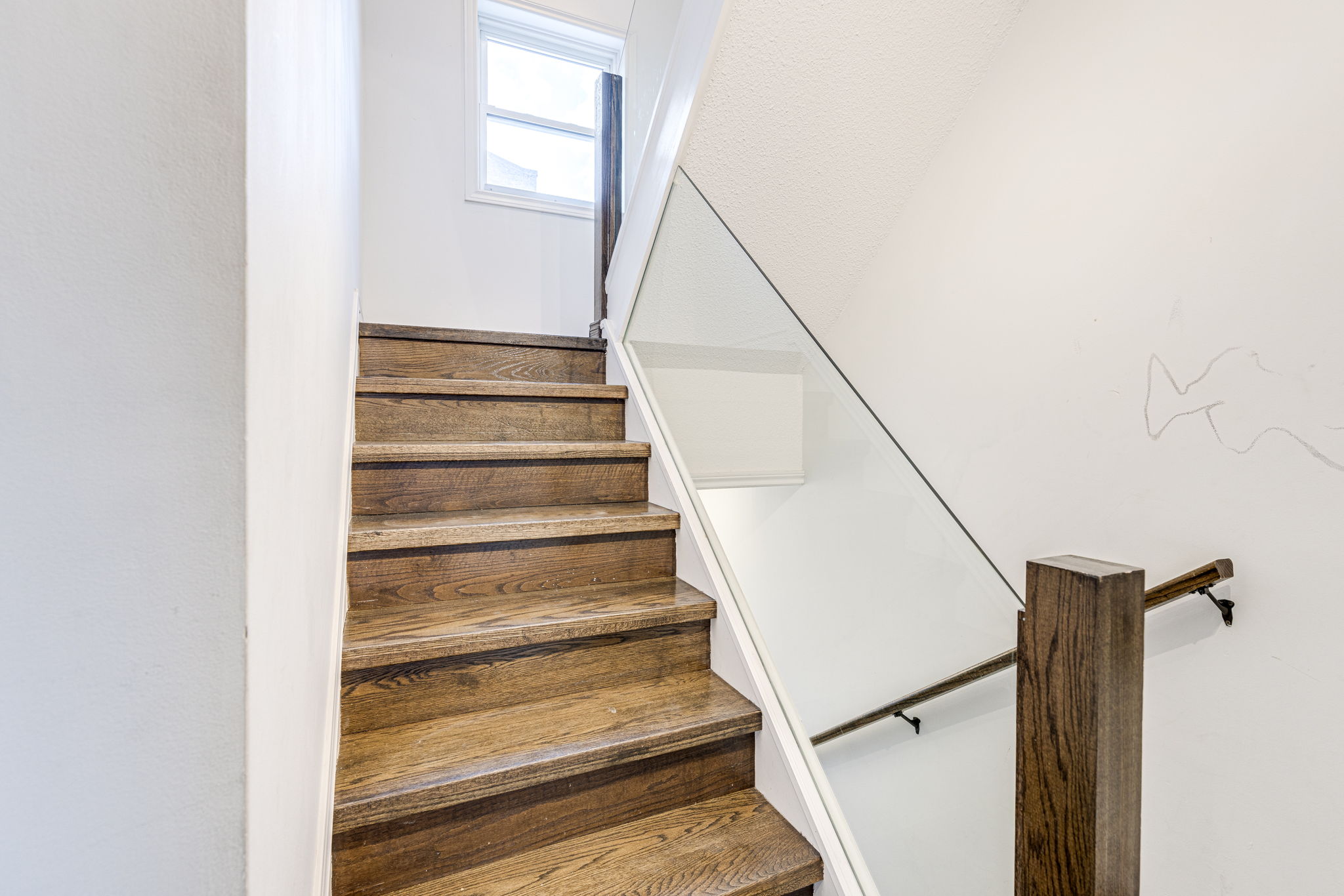Toronto property showcase — delivered property photograph 15