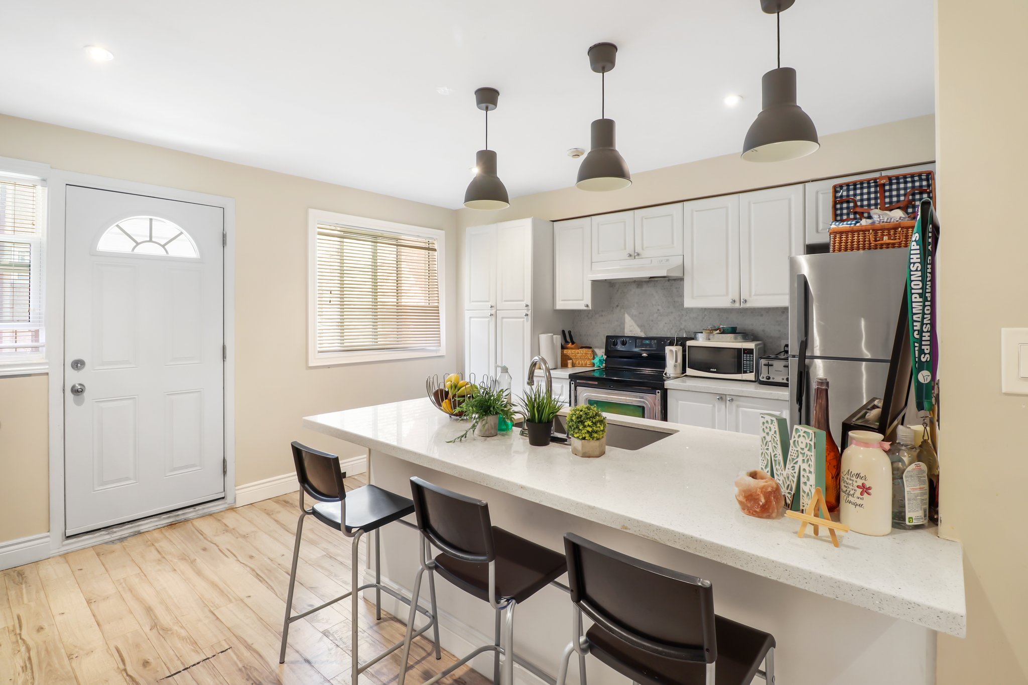 50 Scarborough Golf Club Rd Unit 190, Toronto, ON M1M 3T5 REALPix