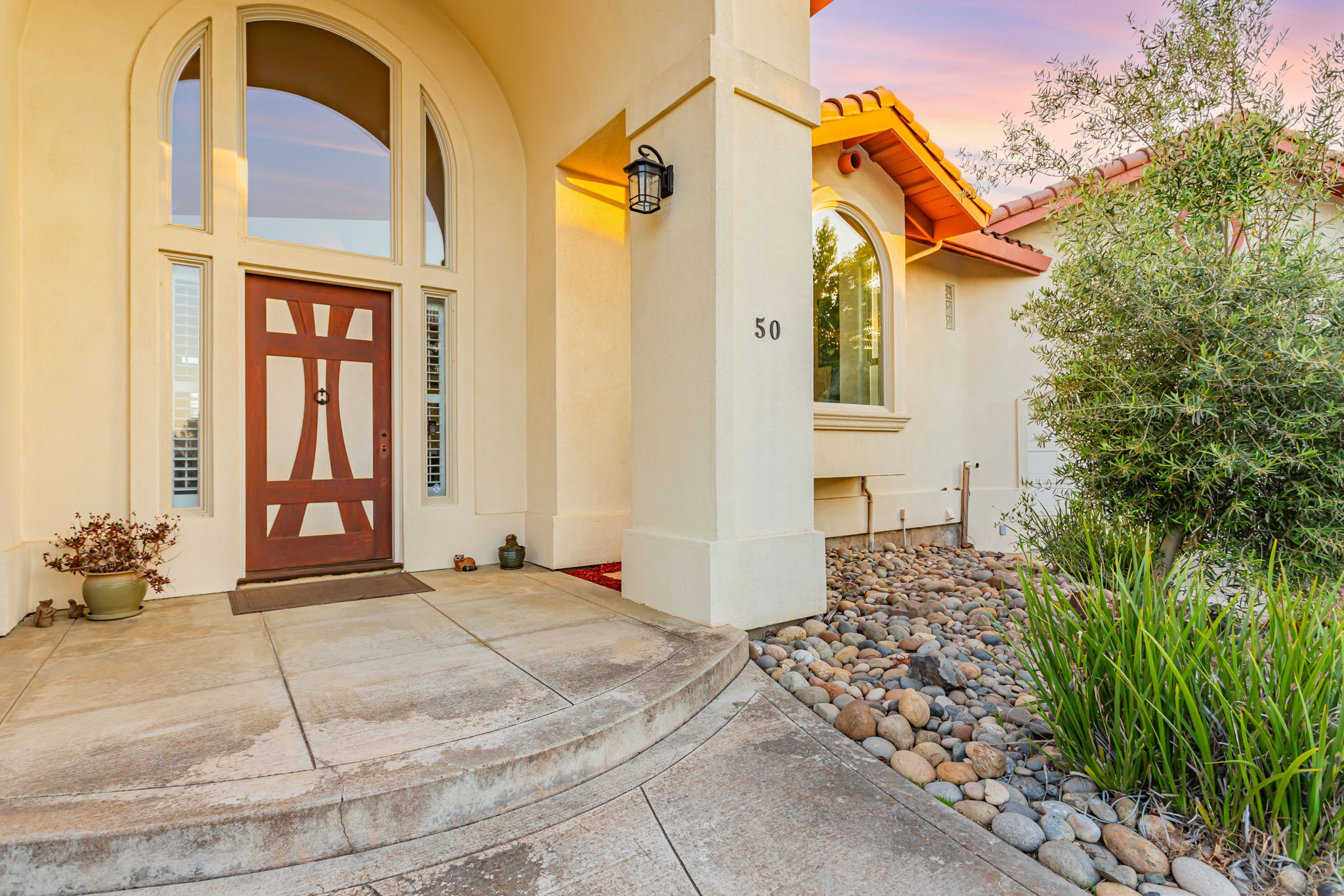 004_TWILIGHT_ 50 Schmidt Ct_