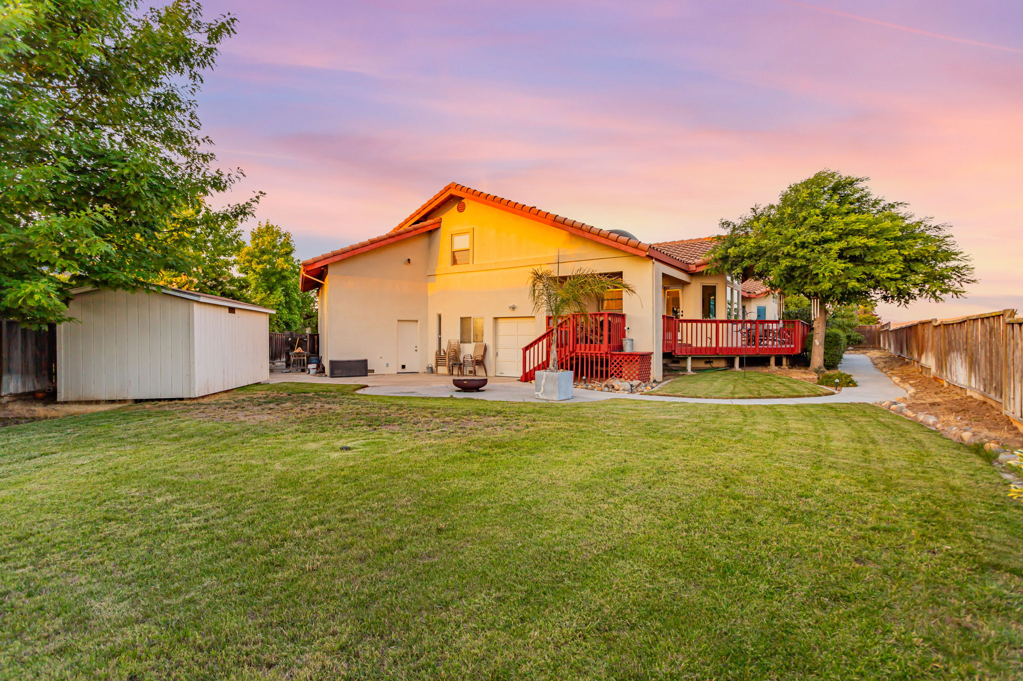 018_TWILIGHT_ 50 Schmidt Ct_