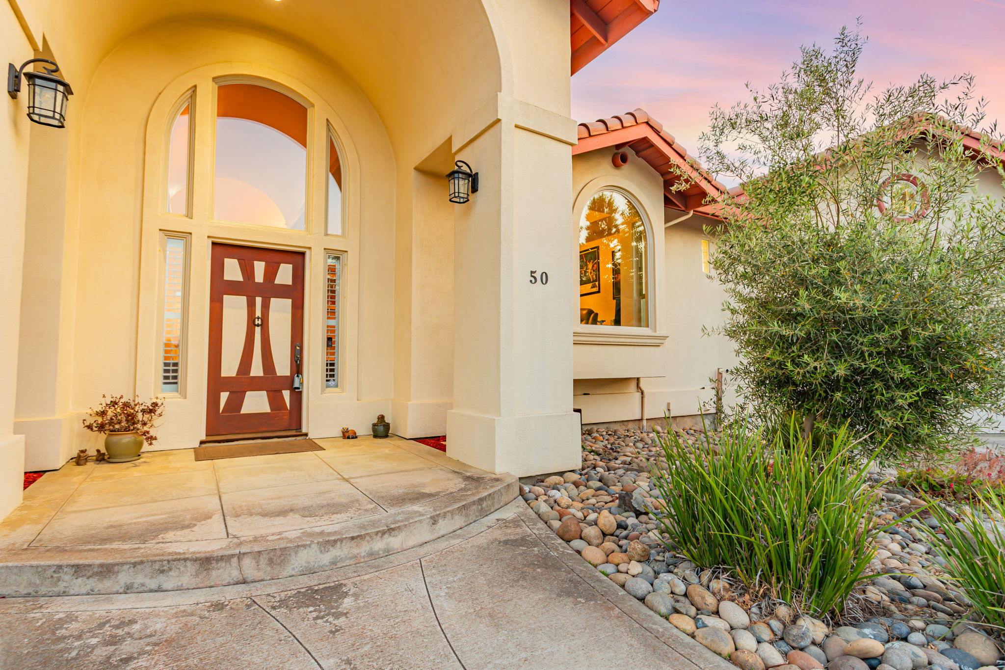 044_TWILIGHT_ 50 Schmidt Ct_