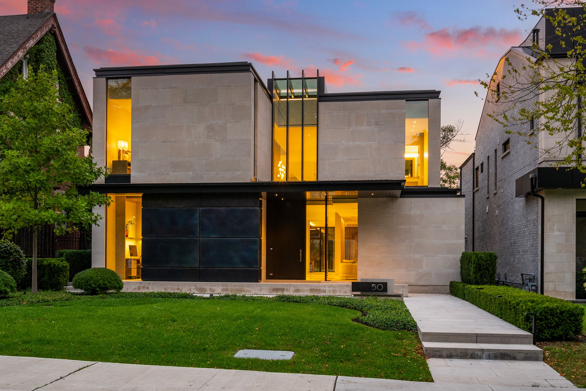 50 Teddington Park Ave Toronto, ON M4N 2C6