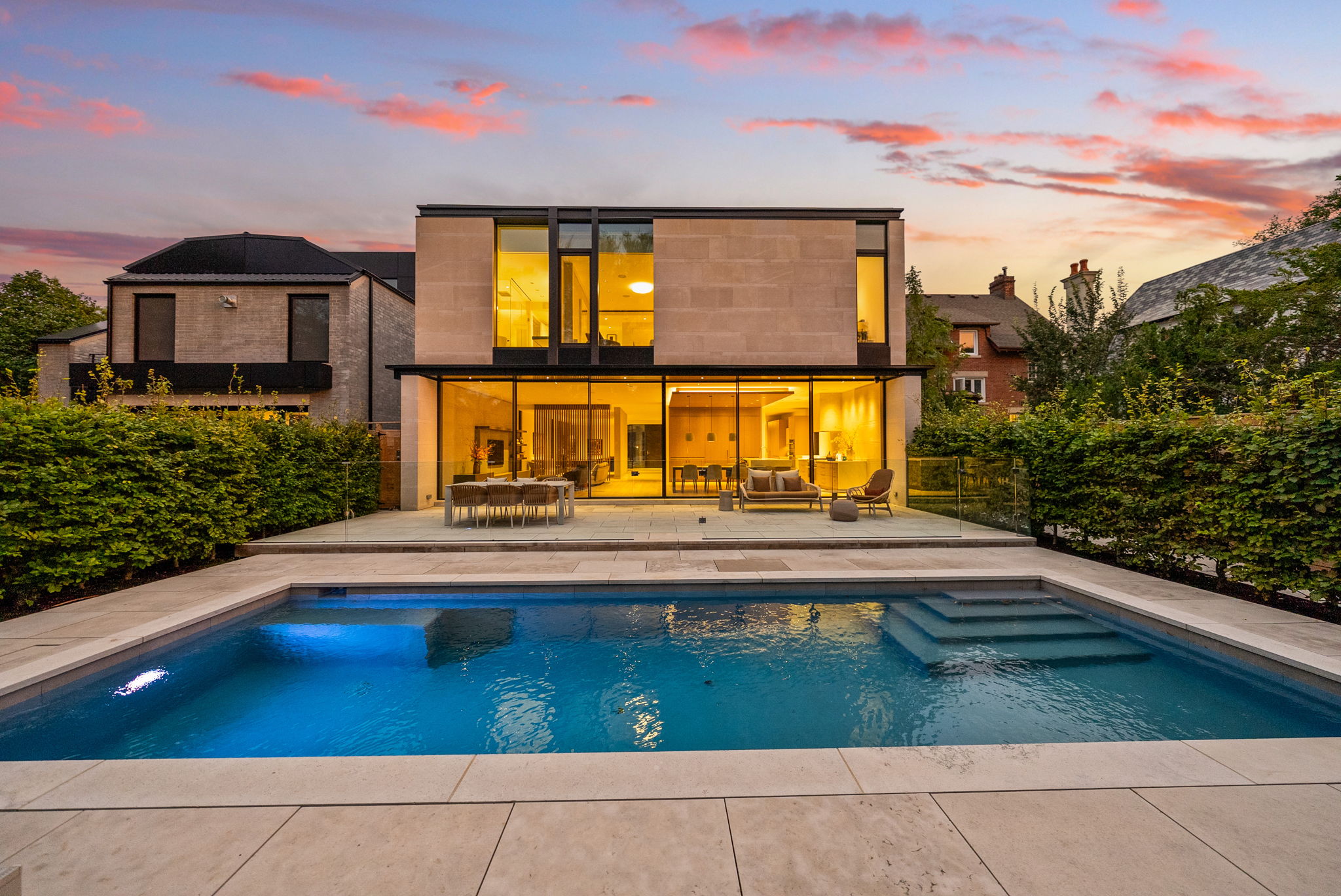50 Teddington Park Ave Toronto, ON M4N 2C6