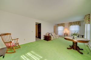  50 Valley Dr, Berlin, CT 06037, US Photo 4