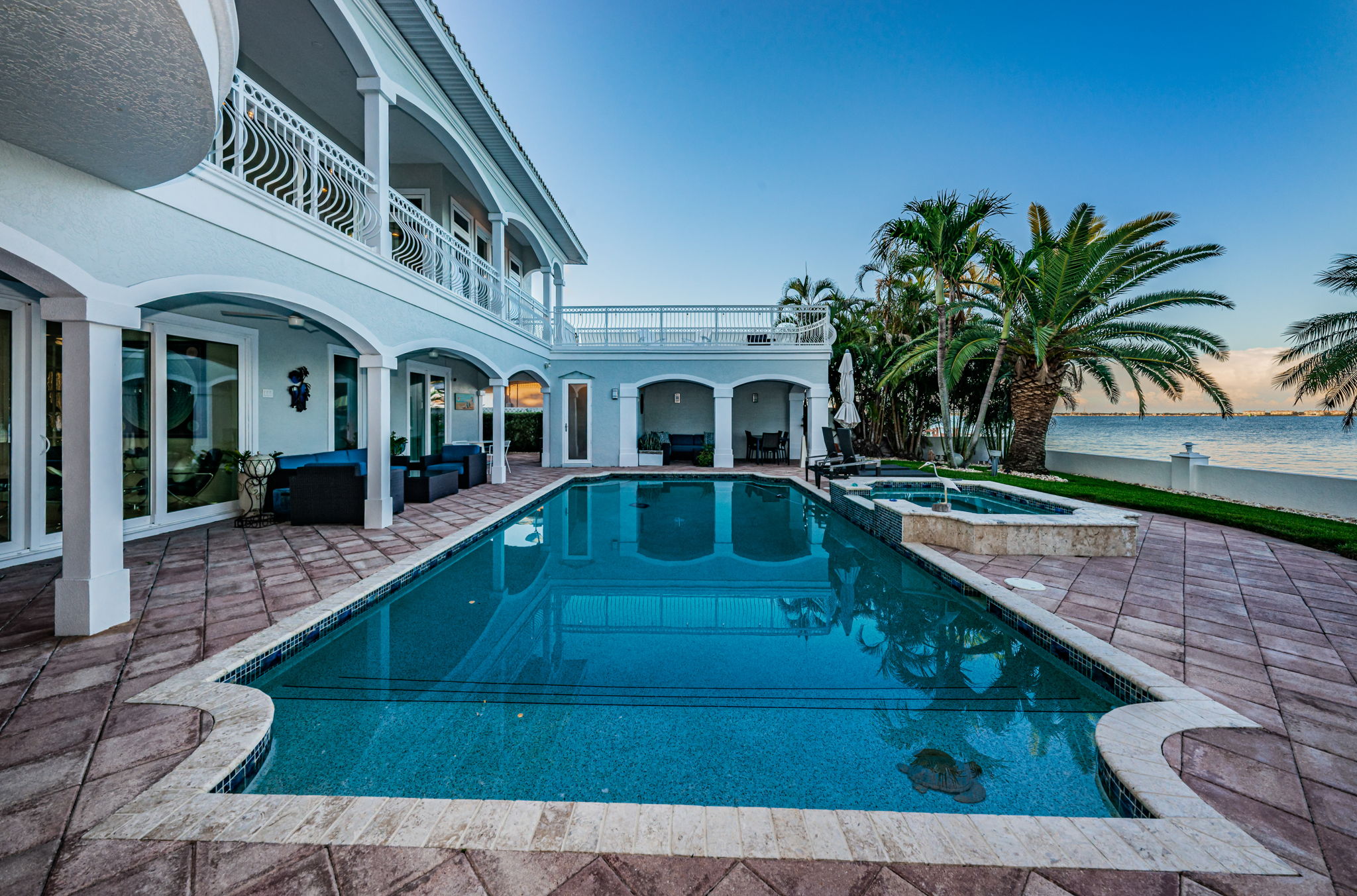 Pool7