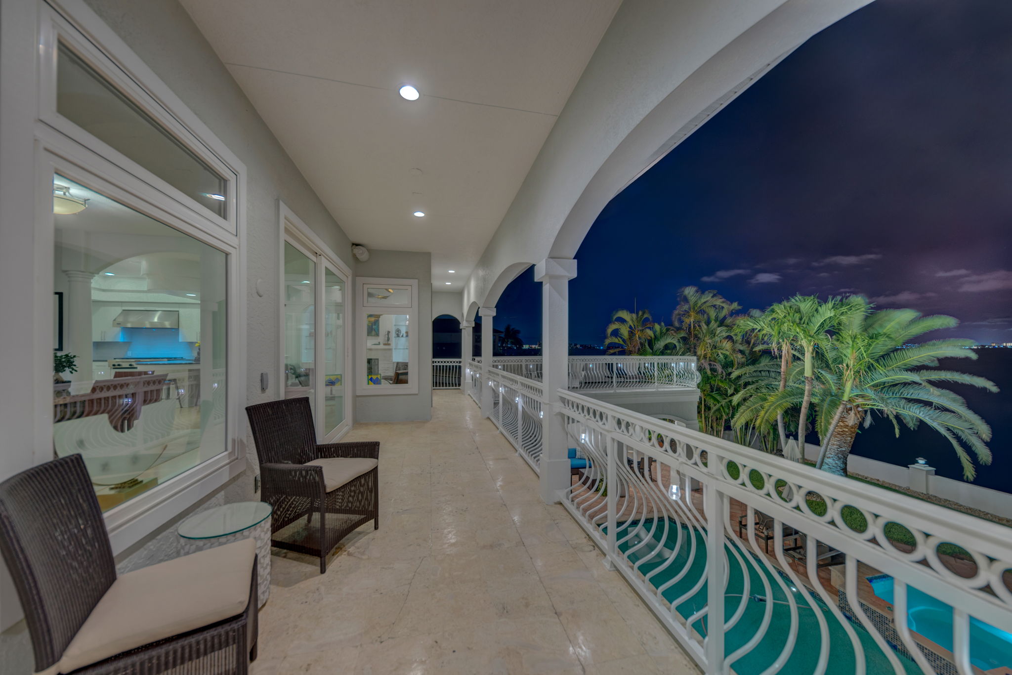 Balcony21