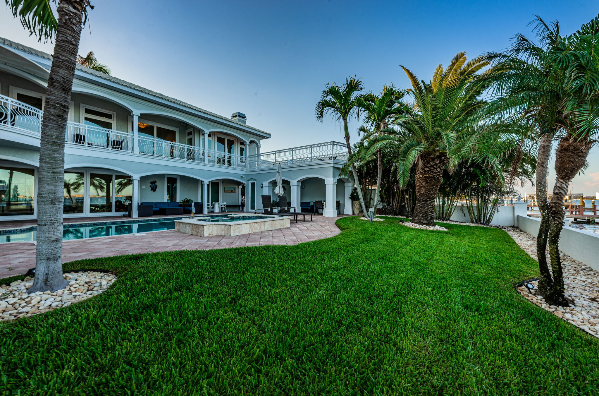 Backyard5-2