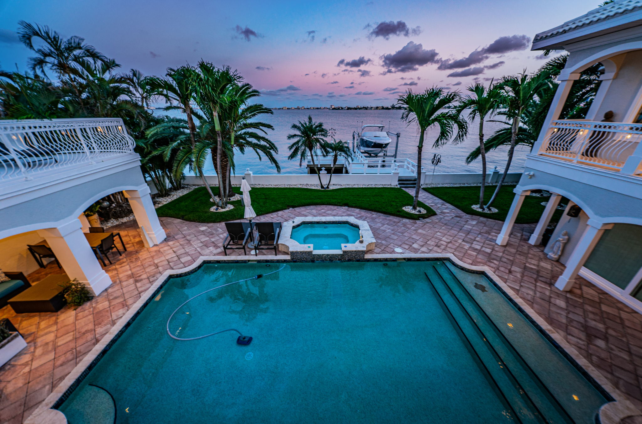 Balcony View11