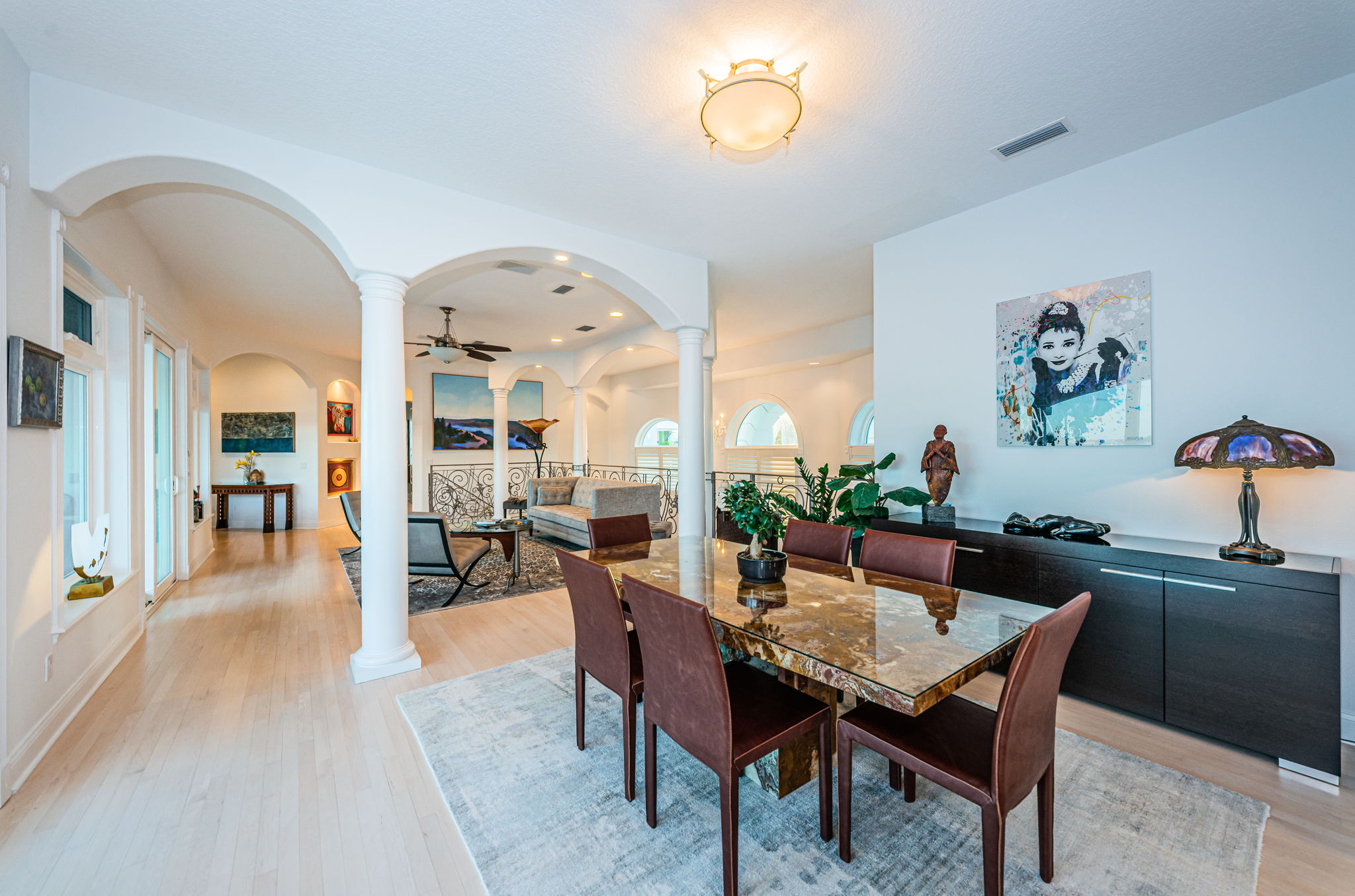 Dining Room3-2