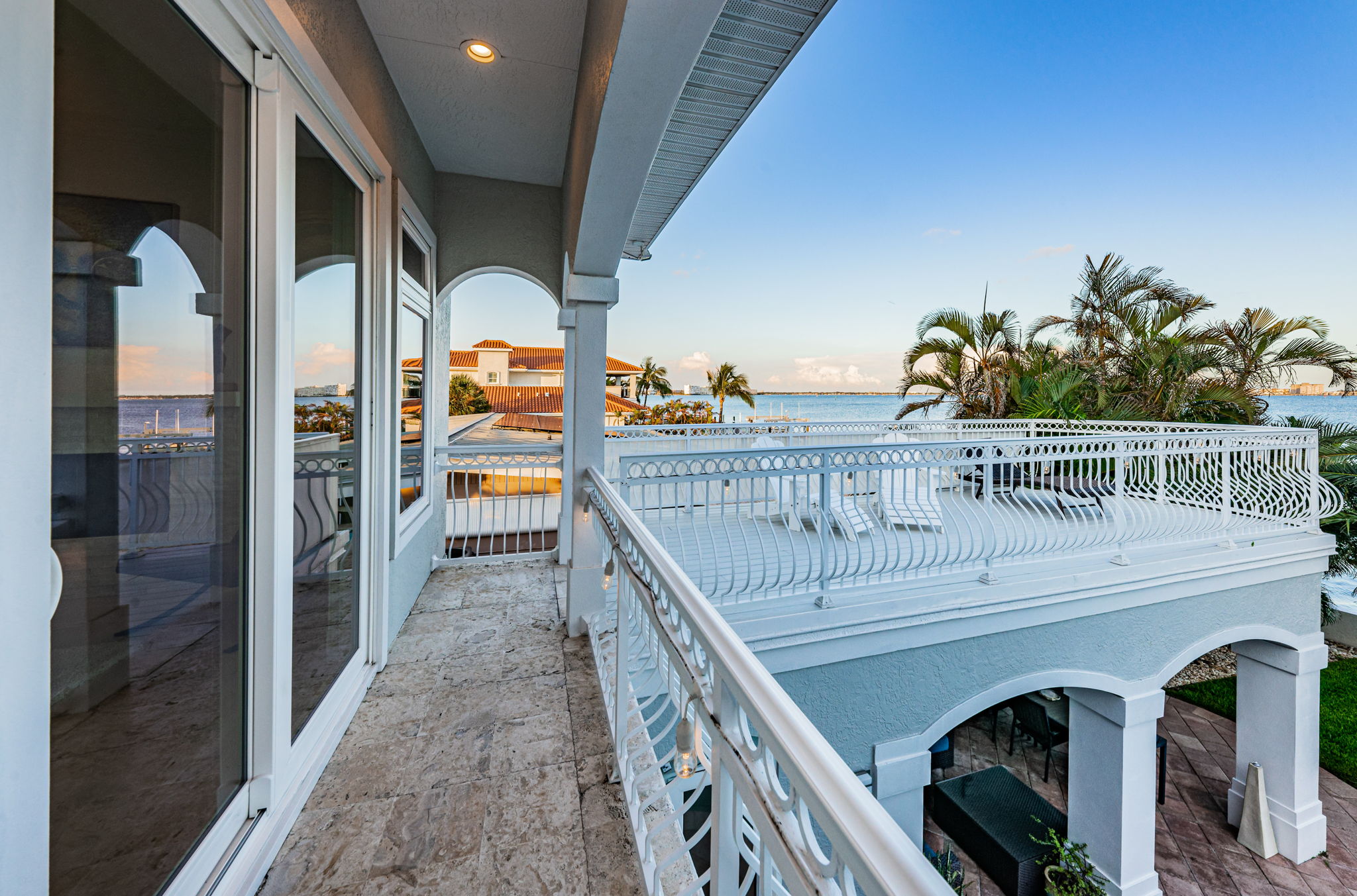 Sundeck Balcony1
