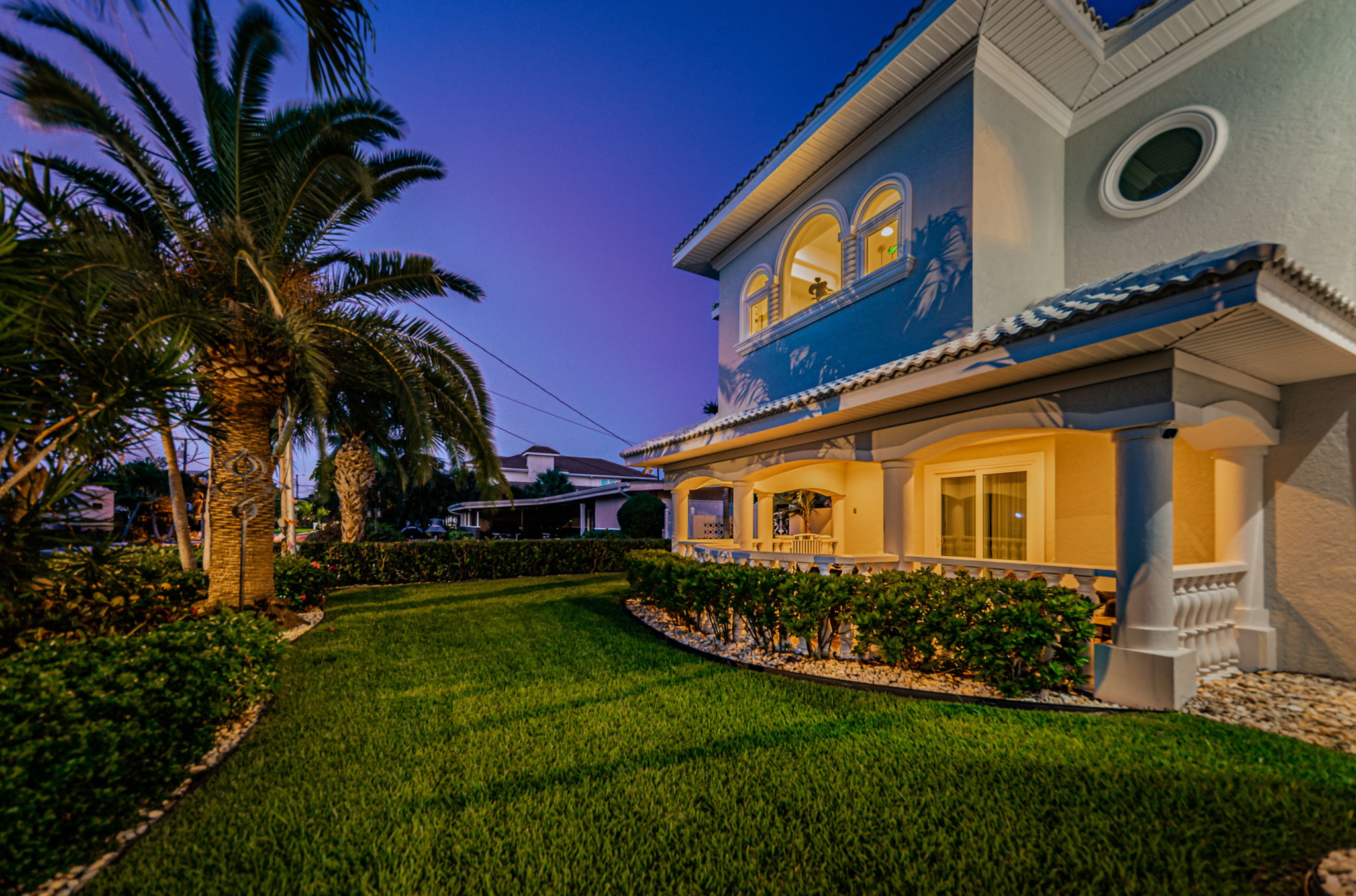 Frontyard4