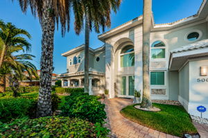 Front Exterior2-3