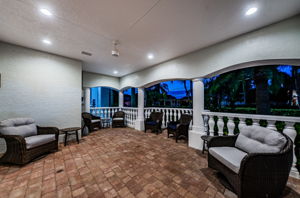 Front Lanai10