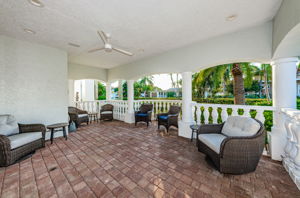 Front Lanai1