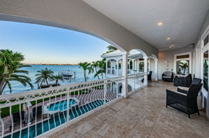 Balcony6