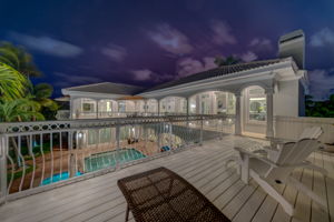 Sun Deck Balcony21