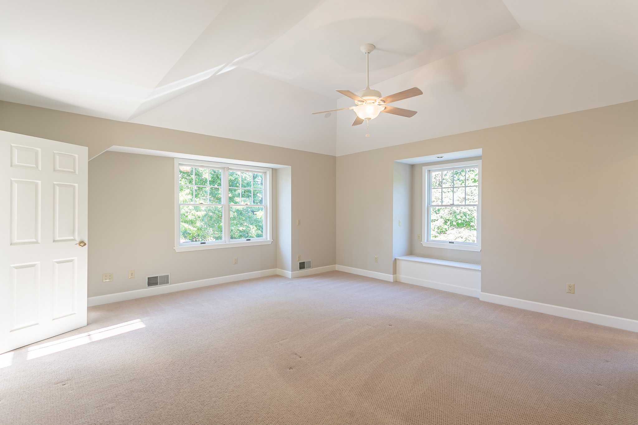500 Berg Rd, Ontario, NY 14519, USA Photo 48
