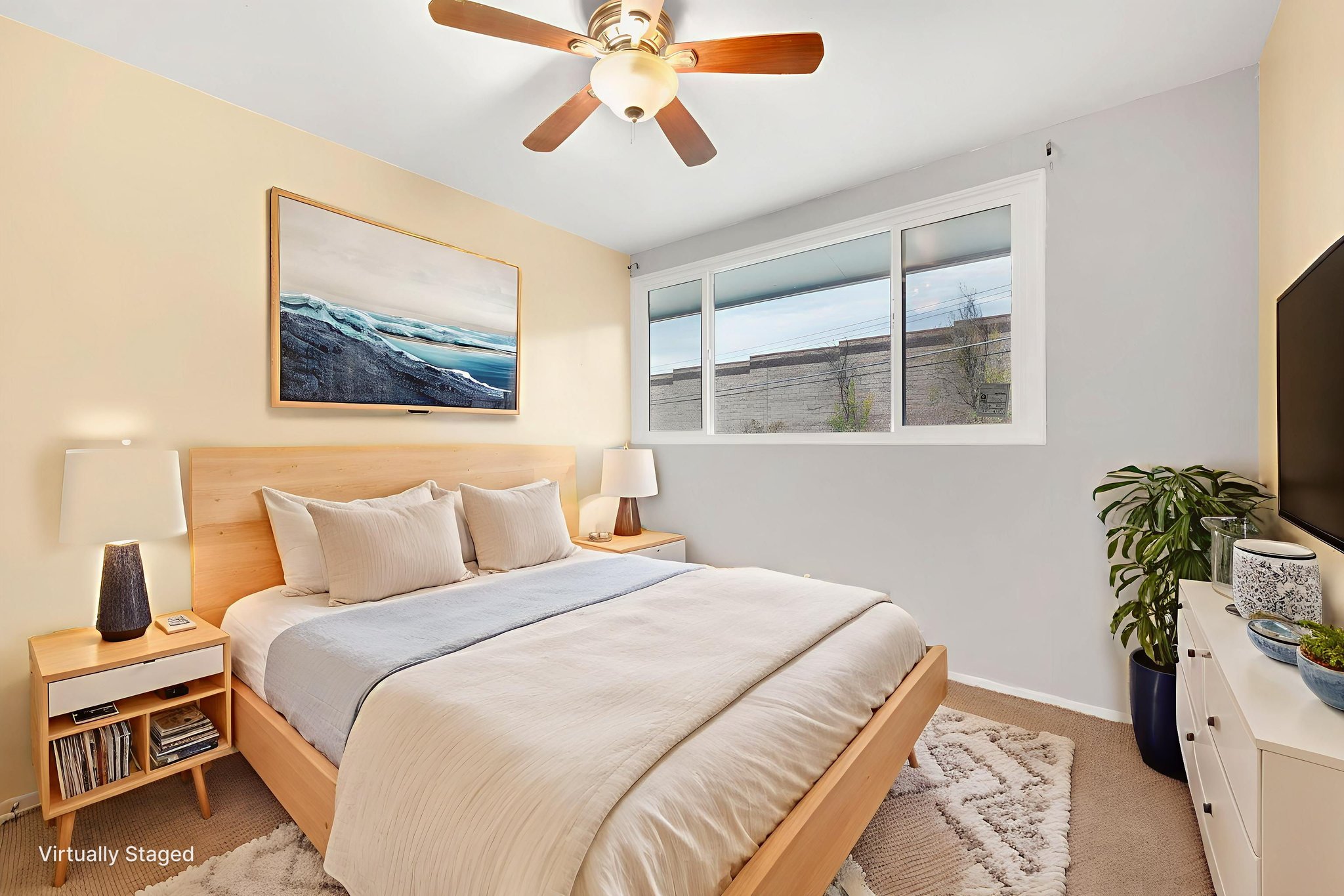 DSC_3985 virtually staged.jpeg