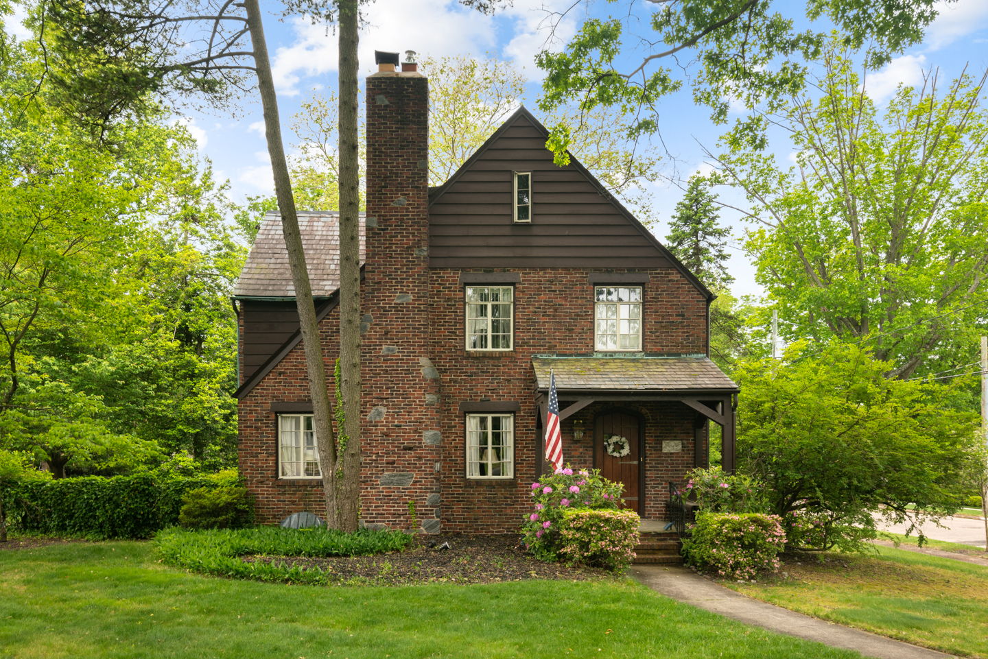 500 Chews Landing Rd, Haddonfield, NJ 08033 PLUSH Image Corporation