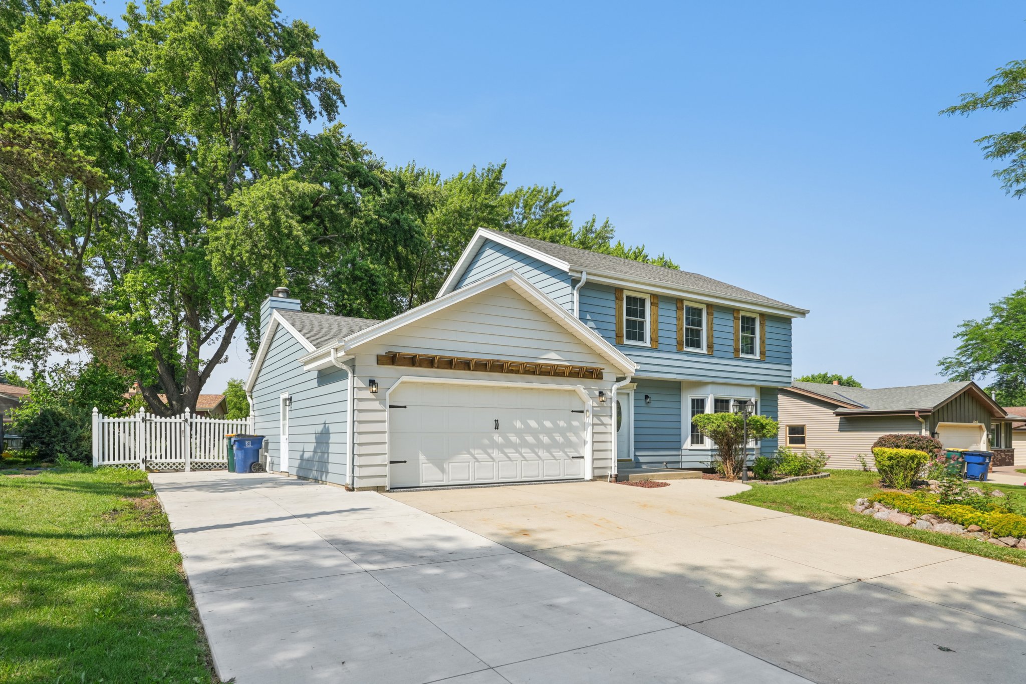 E Arthur Dr-S0807-006.jpg