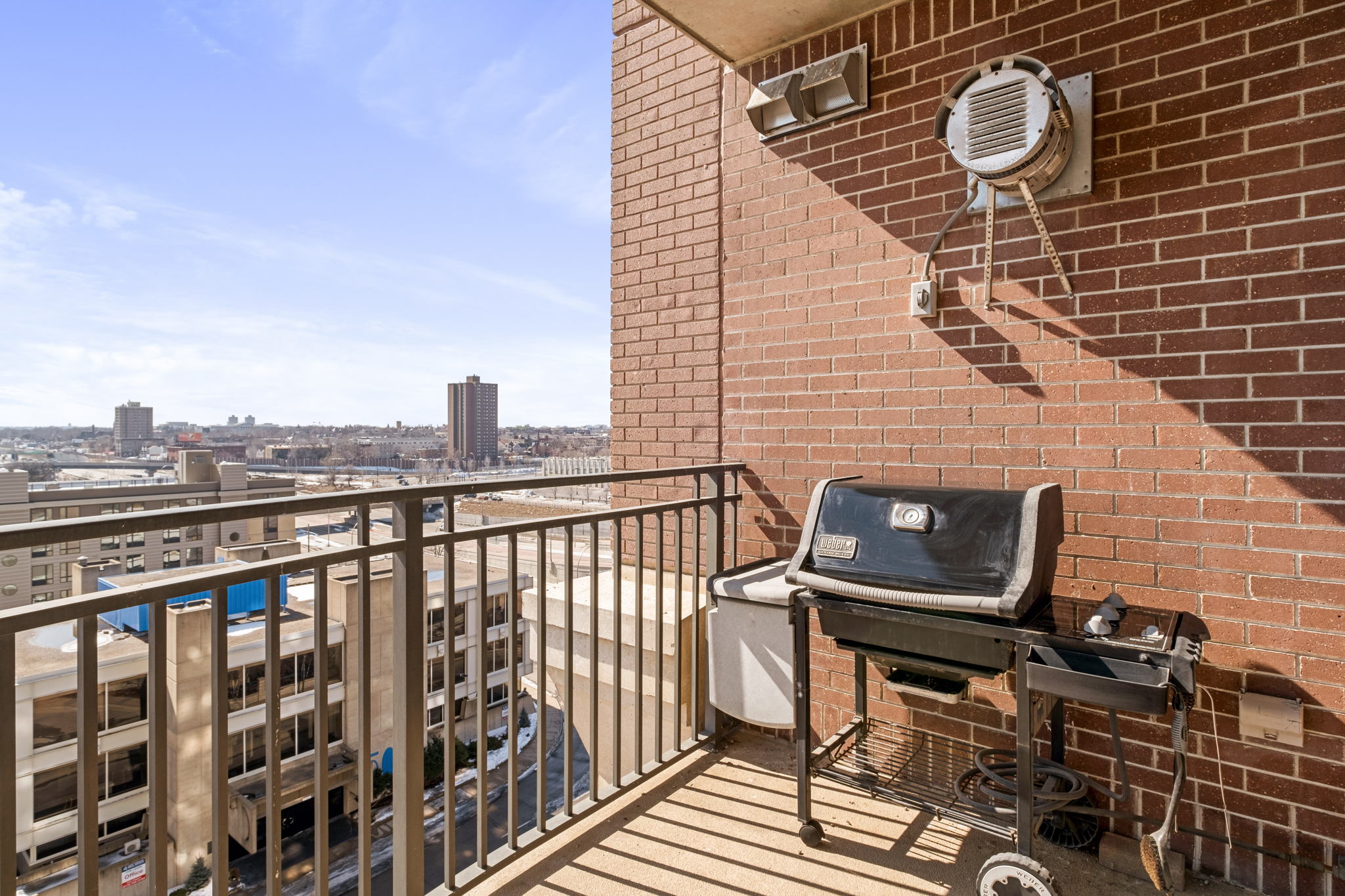 500 E Grant St, Minneapolis, MN 55404, USA Photo 18