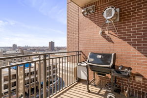 500 E Grant St, Minneapolis, MN 55404, USA Photo 17